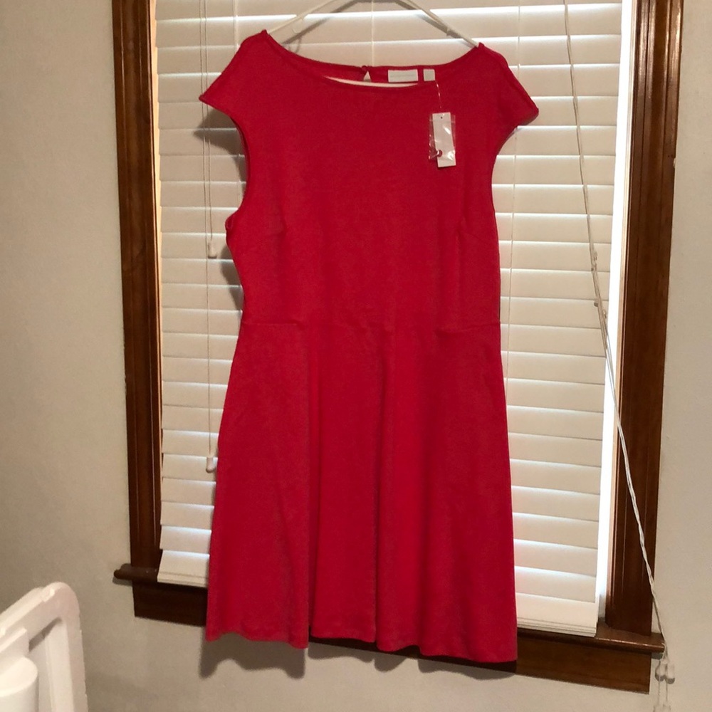 Dress 👗 - Picture 2 of 4